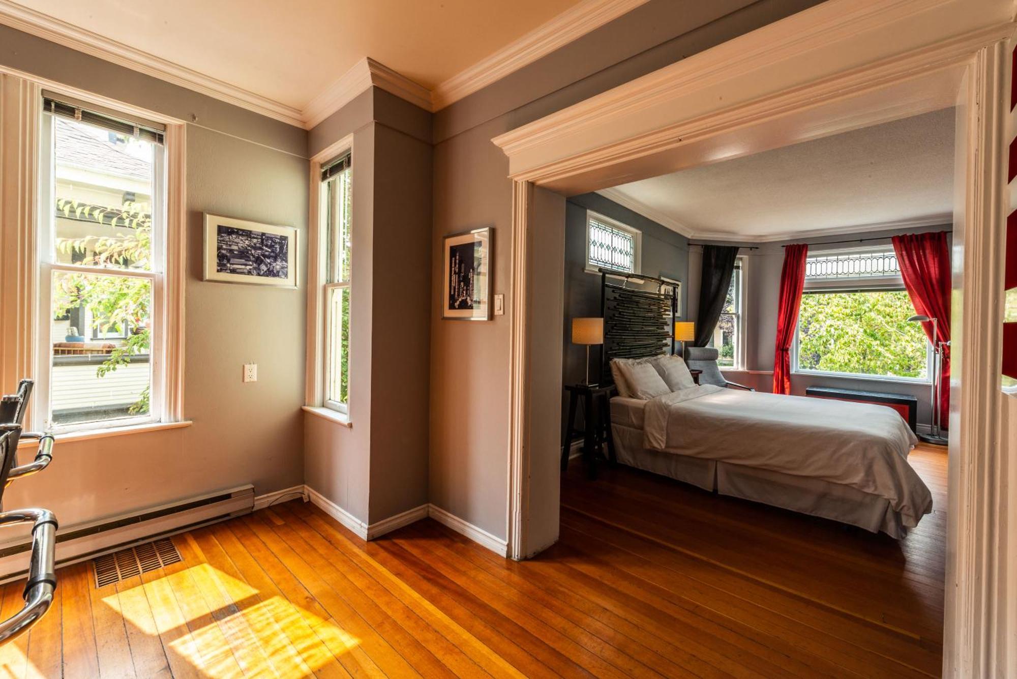 Ocean Island Garden Suites Victoria Rom bilde